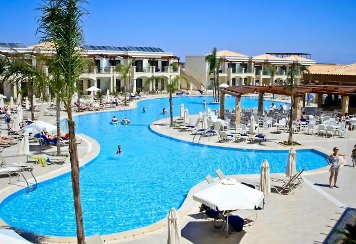 Mythos Resort 5*